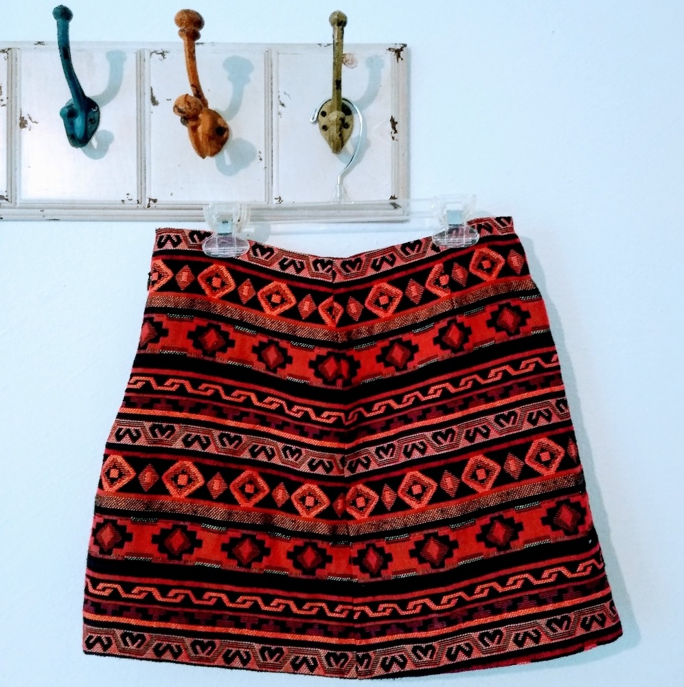 Geometric skirt